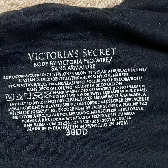 Victoria’s Secret Bra - Picture 5 of 6